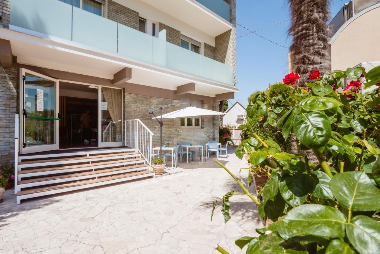 Hotel Villa Del Mare Senigallia Luaran gambar