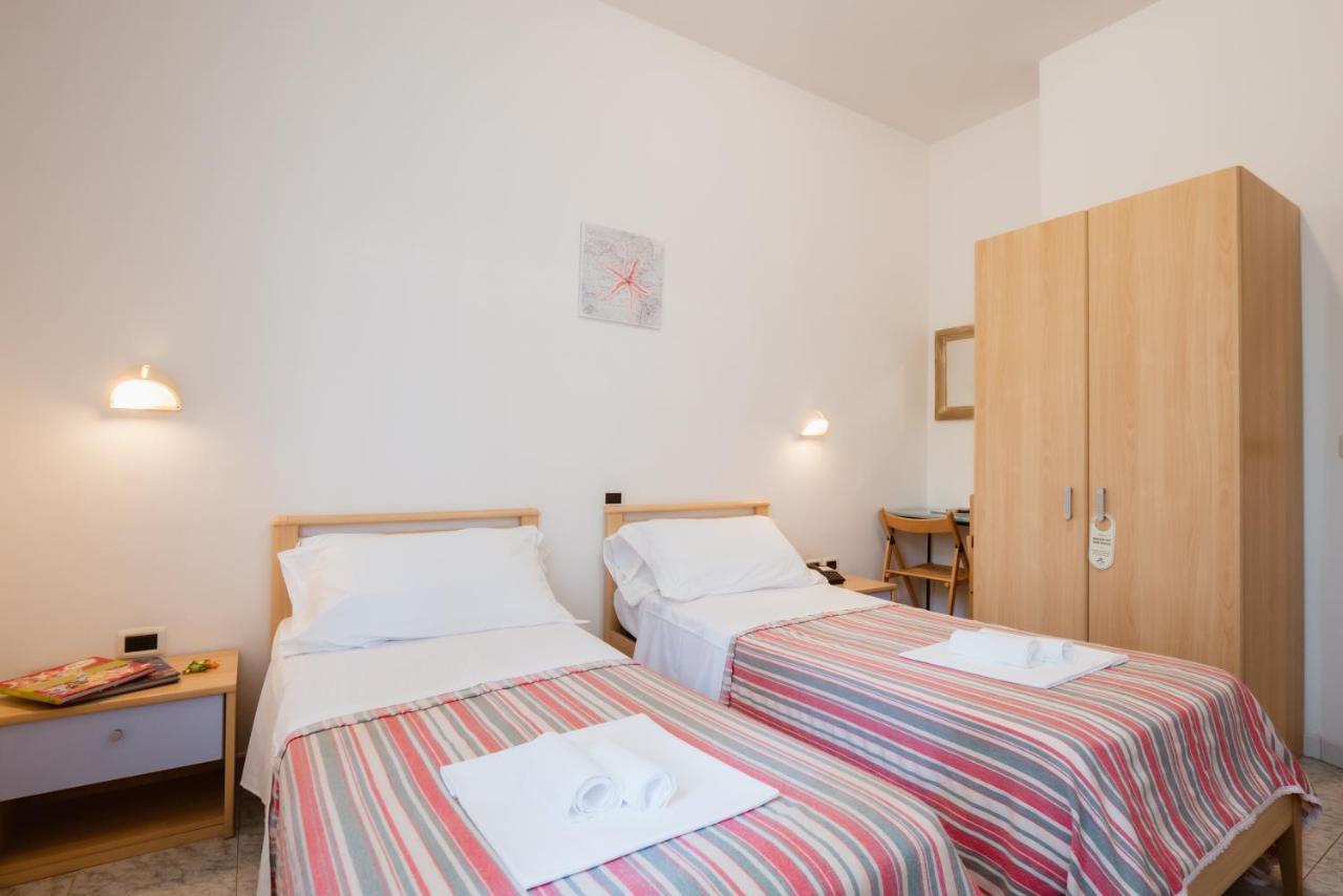 Hotel Villa Del Mare Senigallia Luaran gambar