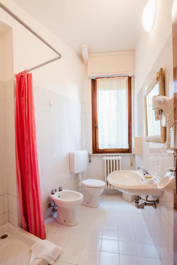 Hotel Villa Del Mare Senigallia Luaran gambar