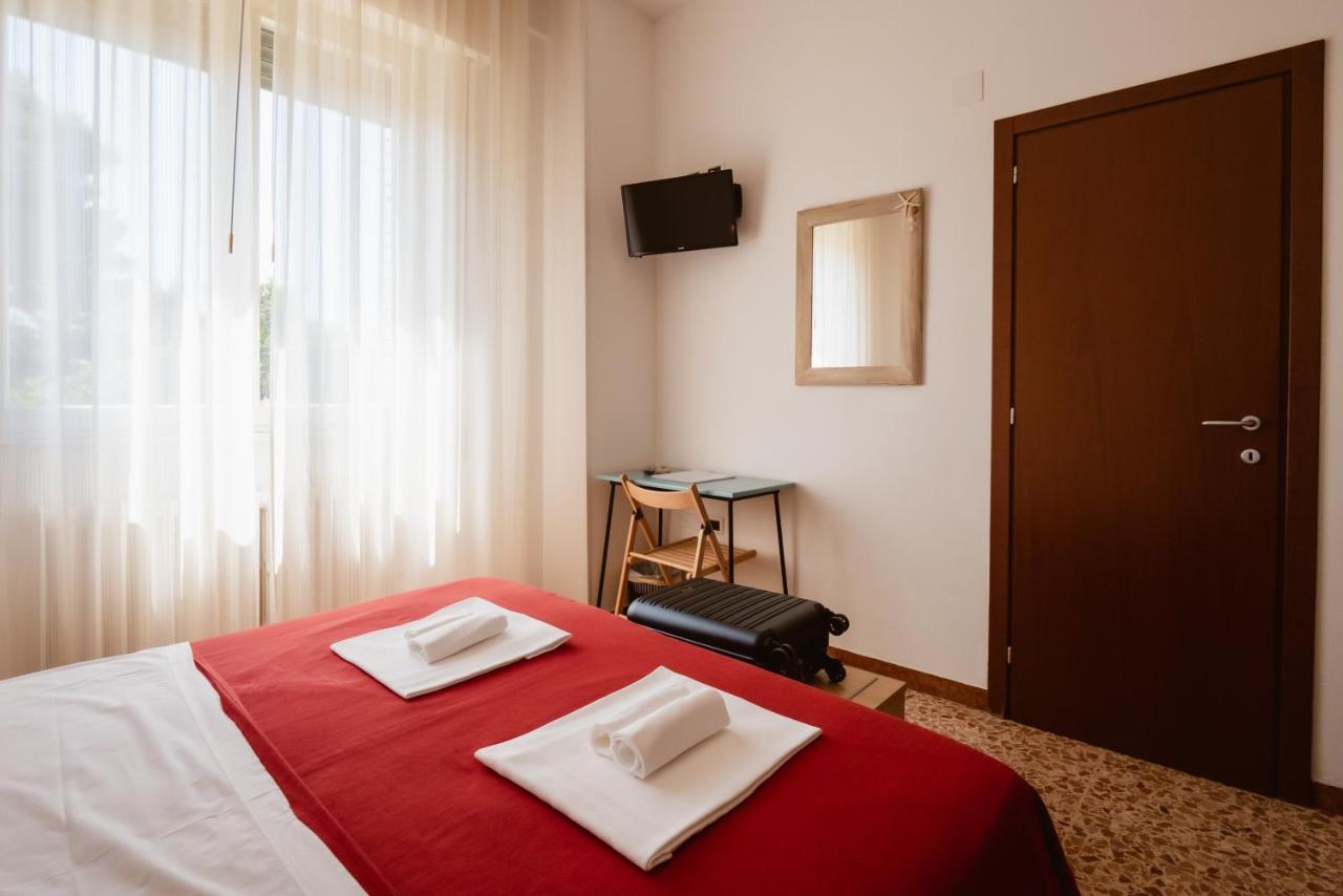 Hotel Villa Del Mare Senigallia Luaran gambar
